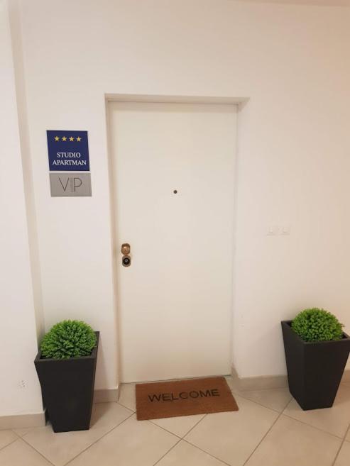 Apartman Vip, With Free Garage Parking プーラ エクステリア 写真