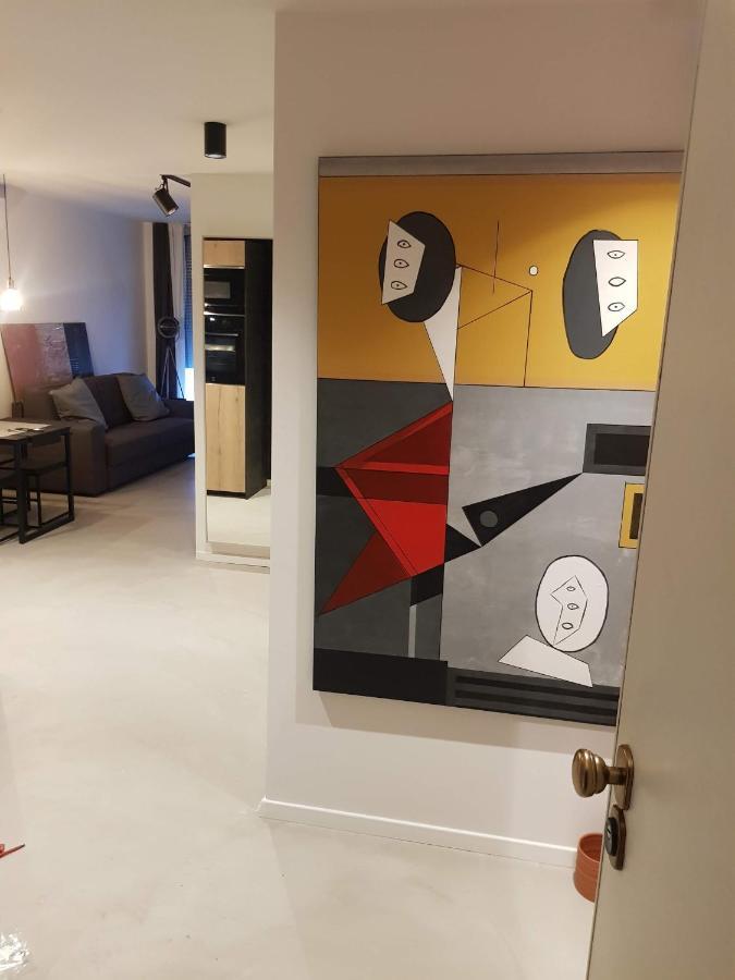 Apartman Vip, With Free Garage Parking プーラ エクステリア 写真