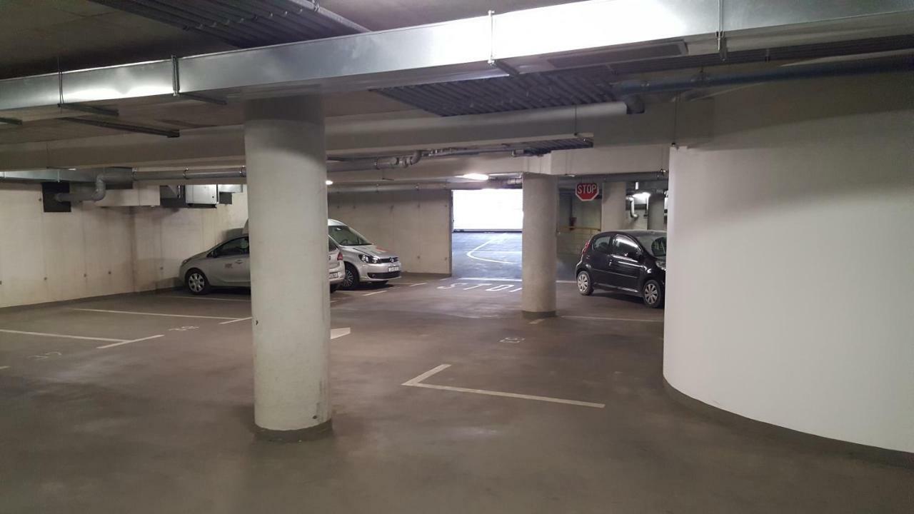 Apartman Vip, With Free Garage Parking プーラ エクステリア 写真
